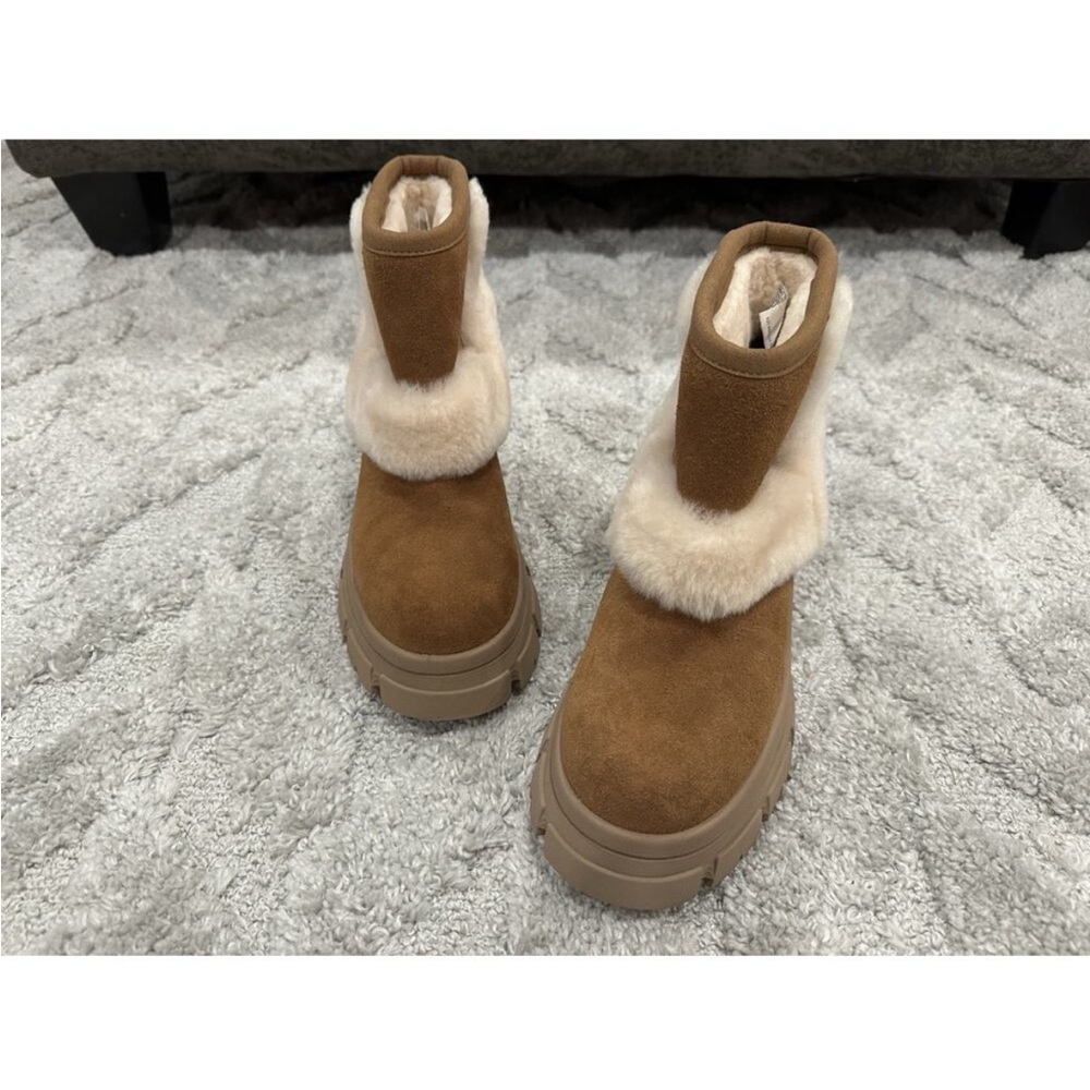 Ugg Brooklyn Sunburst Chestnut Suede Platform Boots Women's Size 10